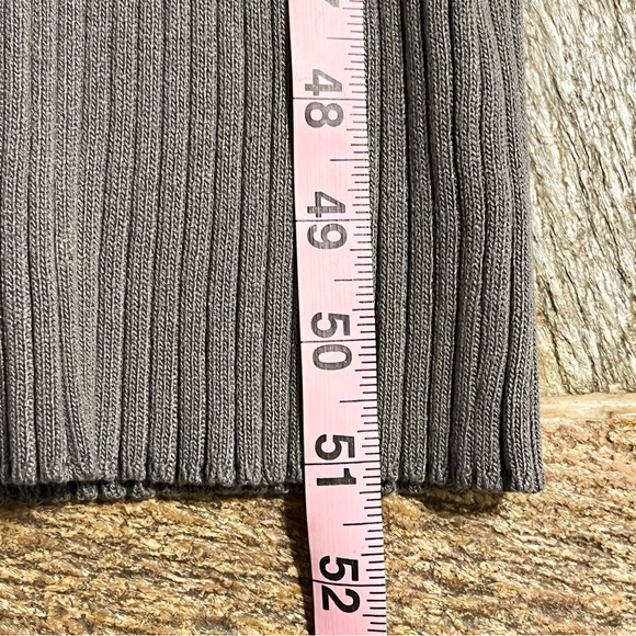 Hera Gray Green Long-Sleeve Ribbed Maxi Dress Women’s Size Medium - Picture 8 of 11